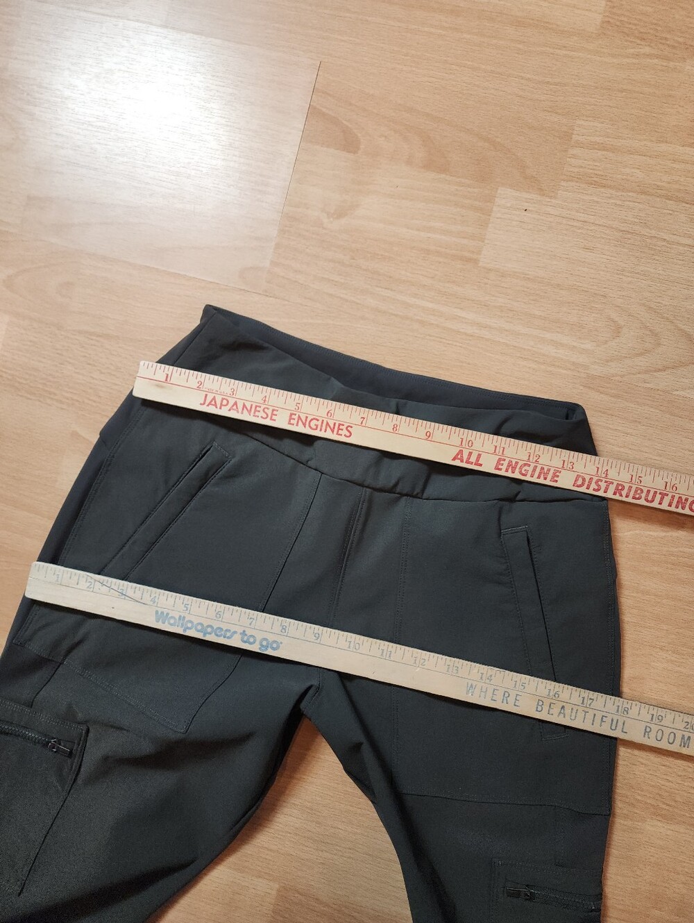 Athleta Headlands Hybrid Cargo Tight Pants Pull On Green Size 8 Hiking Trekking - Picture 12 of 16